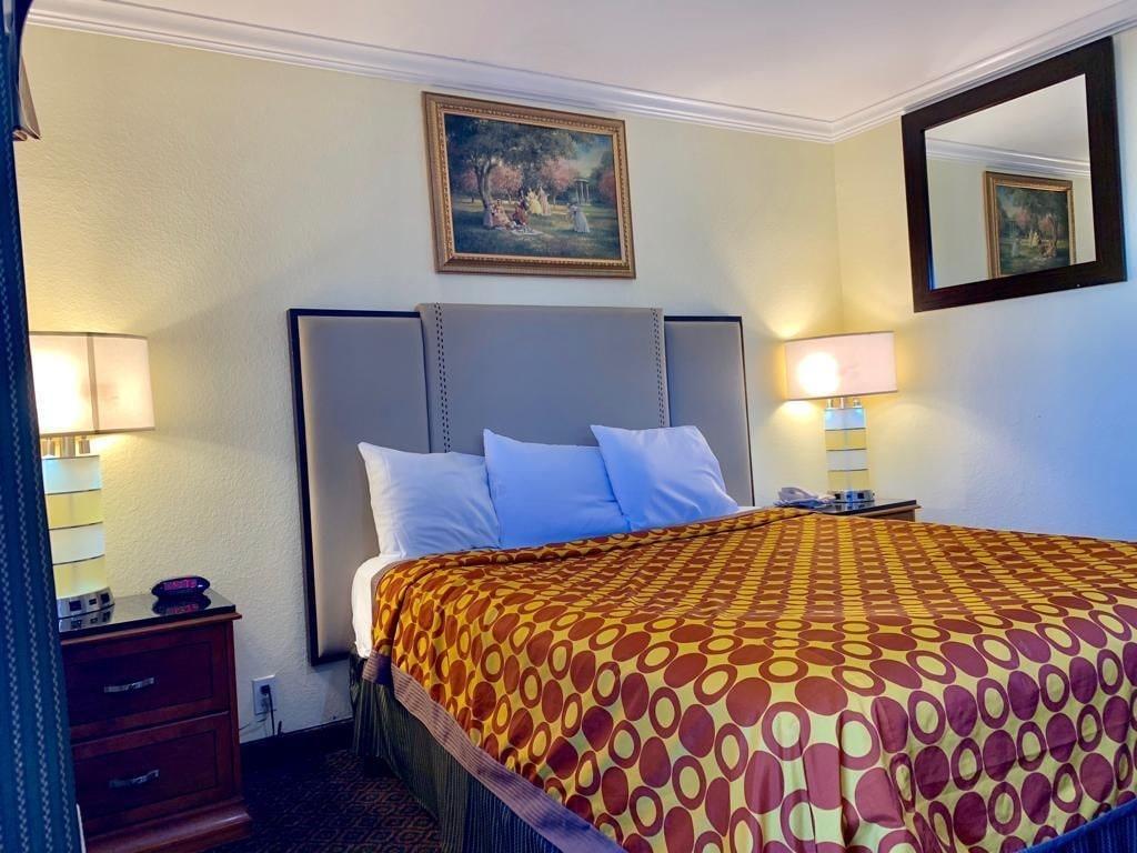 Travelodge Inn & Suites By Wyndham Fullerton Eksteriør billede