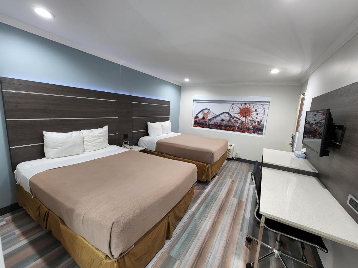 Travelodge Inn & Suites By Wyndham Fullerton Eksteriør billede