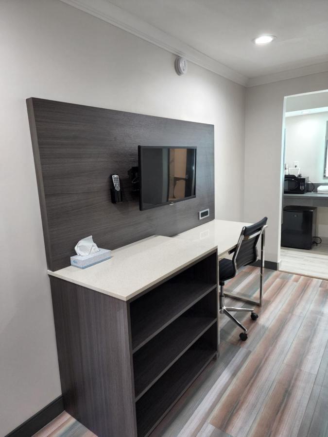 Travelodge Inn & Suites By Wyndham Fullerton Eksteriør billede