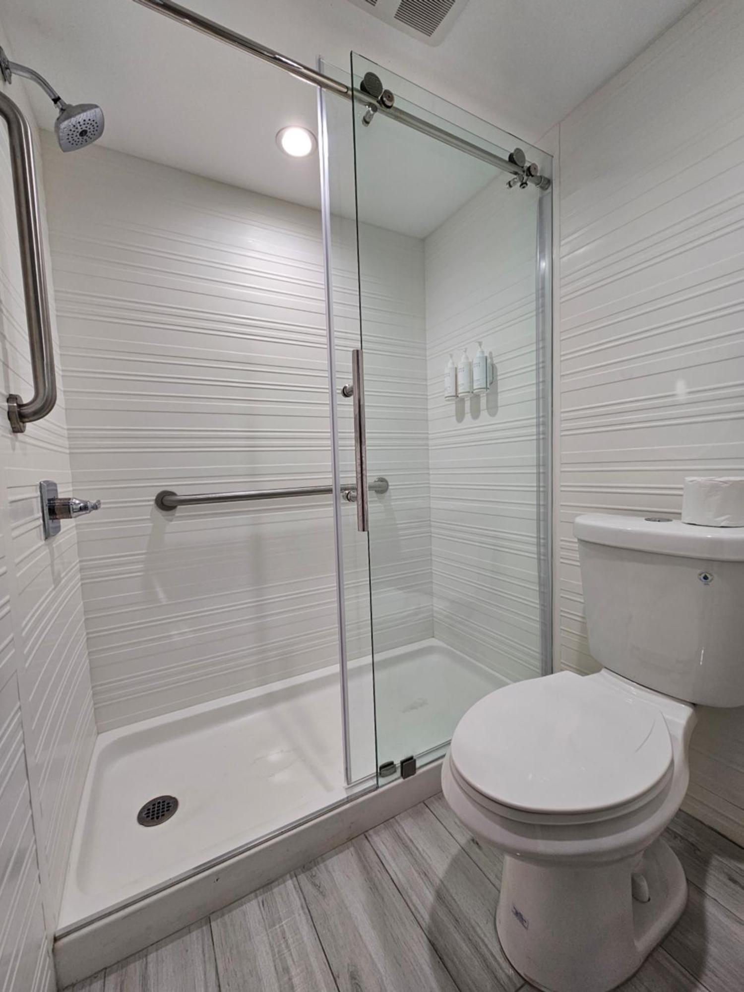 Travelodge Inn & Suites By Wyndham Fullerton Eksteriør billede