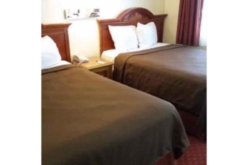 Travelodge Inn & Suites By Wyndham Fullerton Eksteriør billede